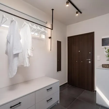 View Penthouse With Large Terrace Apartment