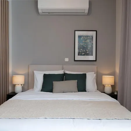 View Penthouse With Large Terrace Apartment *